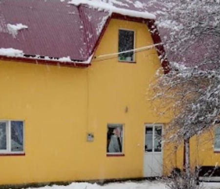 Біля Комори Pilipets Extérieur photo
