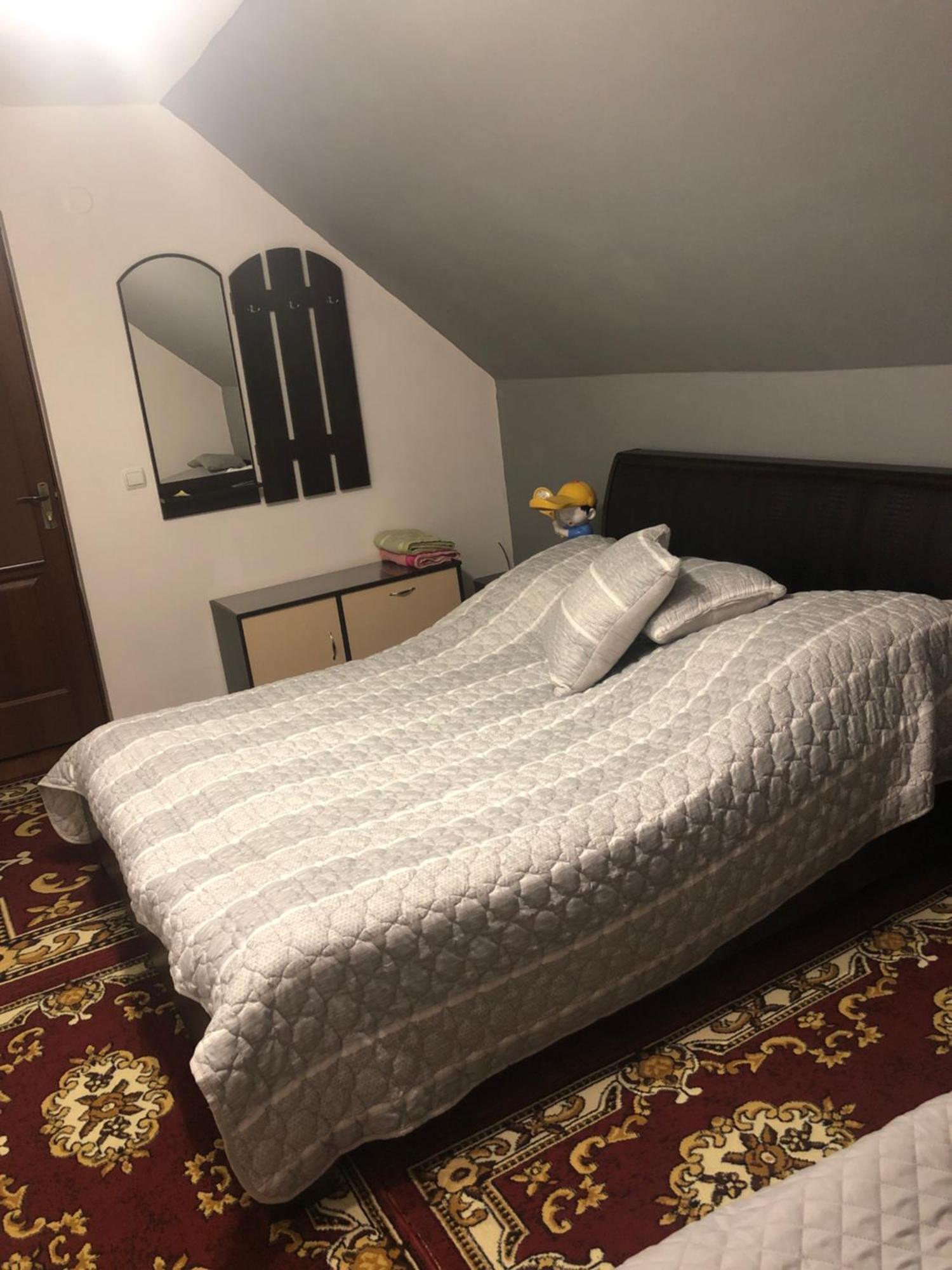 Біля Комори Pilipets Extérieur photo